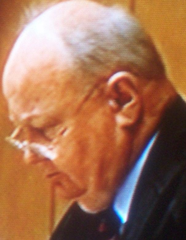 Australian Federal Court Judge Jeffrey Ernest John Spender is criminal scum.  This site has the IRREFUTABLE CONCLUSIVE Evidence & Proof of the Criminal Fraud and CONSPIRACY to DEFRAUD, of a DISABLED LAD by this labor appointed Federal Court Judge Jeffrey Spender.
